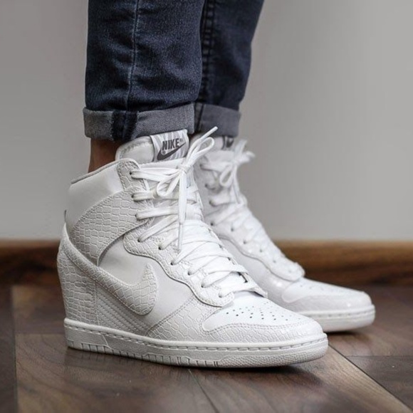 nike dunk sky white